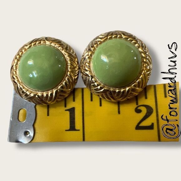Gold-Tone Clip-On Earrings with Green Center - Picture 6 of 7